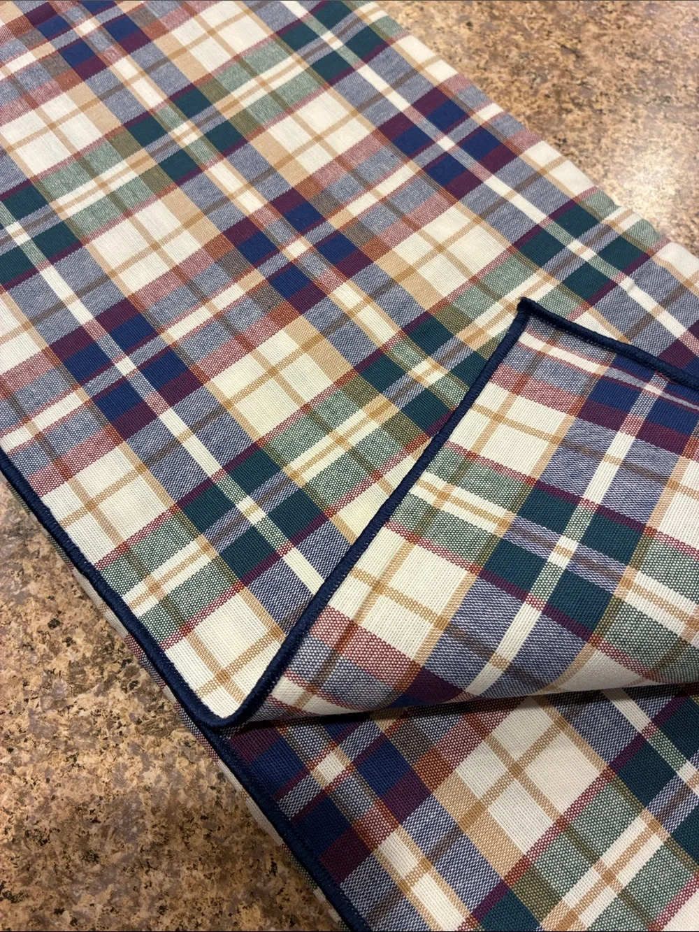 Longaberger Woven Traditions Plaid Fabric Square SMELLS MUSTY